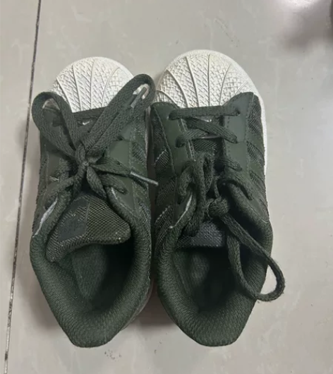 adidas teva skechers阿...