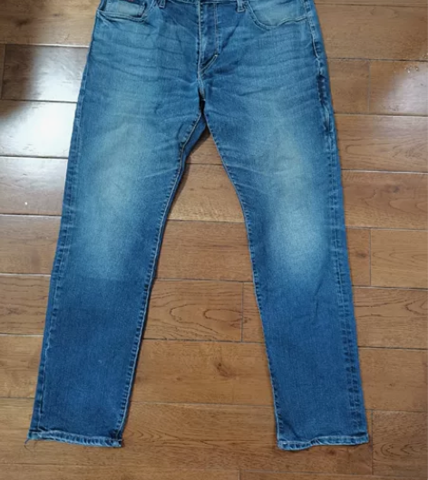 Lee 牛仔裤腰围平铺43cm，裤长104...