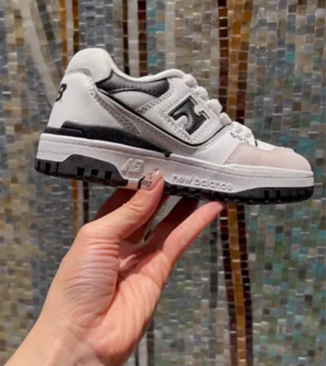 全新30码新百伦550男女童鞋，内长17....