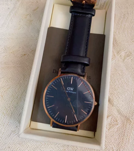 dw手表 全新 表盘40买了几年了 一次未...
