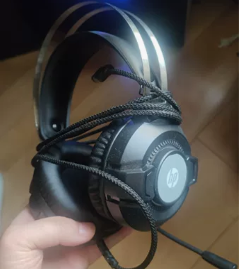 惠普游戏耳机 配电脑的时候买的,音效不错,...