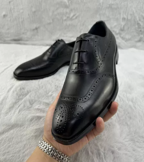 货号：H085。 正品意大利FERRE费雷...