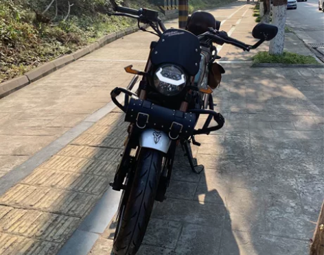 力帆kpm200，复古街车摩托车，差三天1...