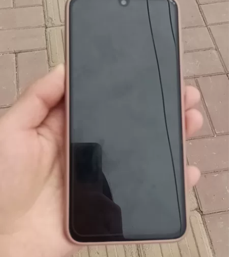 华为畅想9 无维修 可正常使用 感兴趣的话...