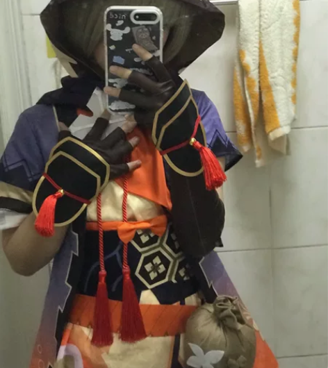 和顺动漫家早柚大全套鞋38码衣服m码挺急出...