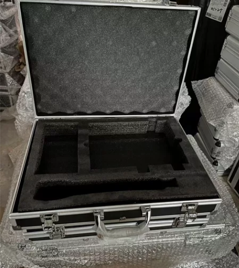 库存处理铝箱，声卡话筒箱，工具箱，首饰盒收...