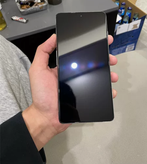 红米k50电竞版 运行内存8g+3g，内存...