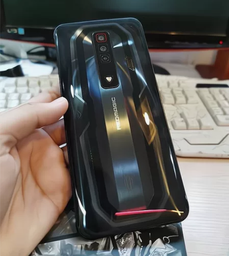 努比亚红魔7 电竞游戏手机5G ...