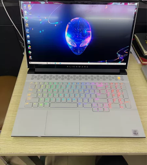 外星人M17R3顶配笔记本 处理器i9-1...