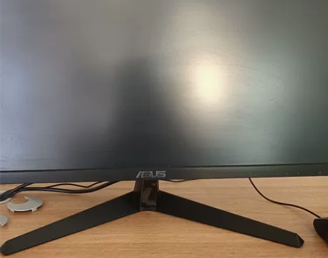 华硕台式机，九成新，因业务发展需要，转让五...