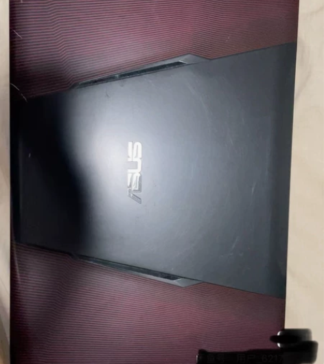 华硕游戏本 i7 120g固态硬盘GTX1...