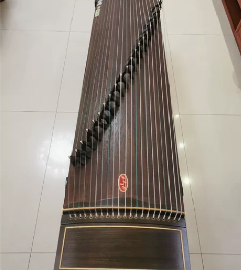 金韵牌古筝，长160cm，几乎全新，因孩子...