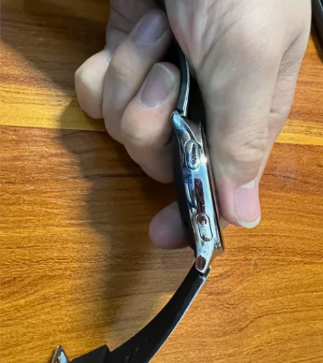 一加wach 前几个月闲鱼买的,很新,表面...