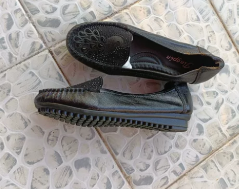 全新3738码头层牛皮真皮软底单鞋。妈妈鞋...