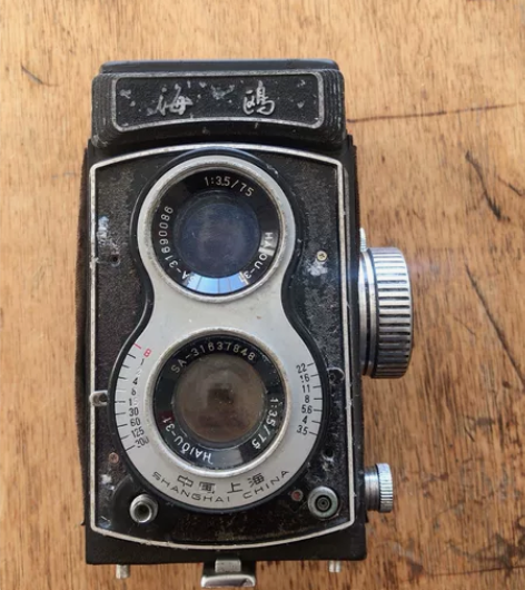 海鸥4A120双反照相机,烂机,快门烂掉了...