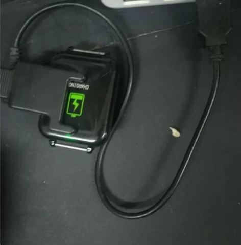 迪士尼正港运动手表，功能正常，无硅胶表带，...