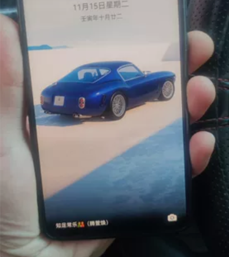 华为mete20运行内存6+64，成色九成...