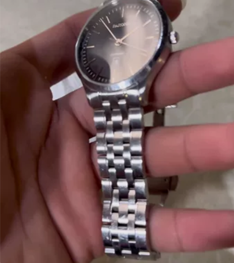 雷诺手表 手表机芯正常运转 本人使用好久了...