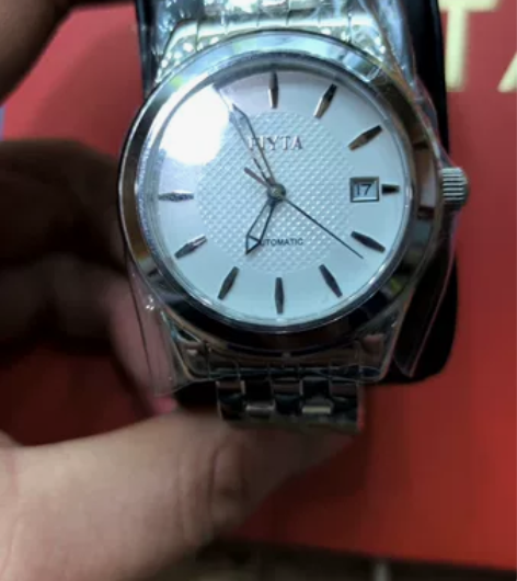 飞亚达男士机械手表。 1700多购入，全新...