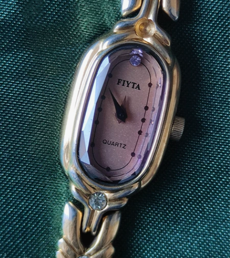 FlYTA飞亚达女表，金色，90年代的，走...