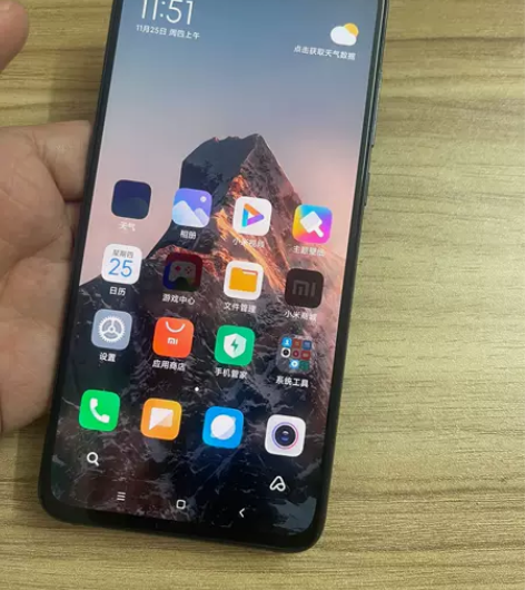 小米9 8+128 全网通4G原装屏，轻微...