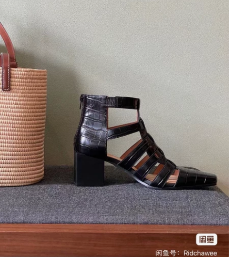 Saint moi三毛复古罗马凉鞋靴 穿一...