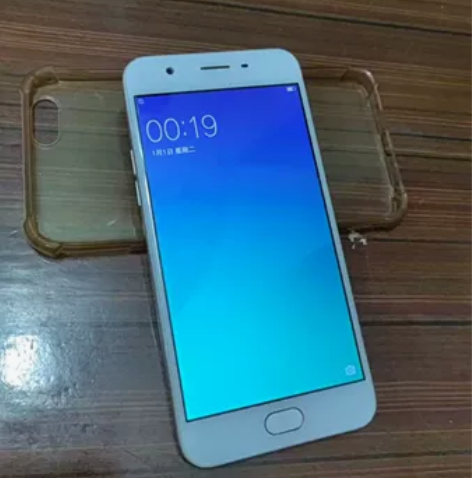 OPPO A57,自家用的手机,因内存过小...