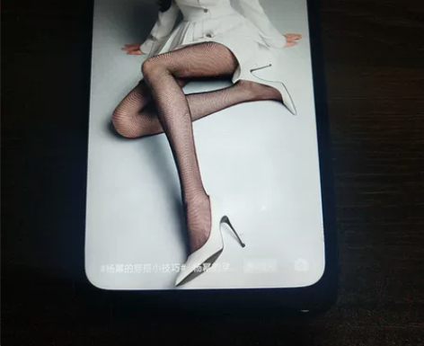 oppoR15x，6128，外观如图所示，...