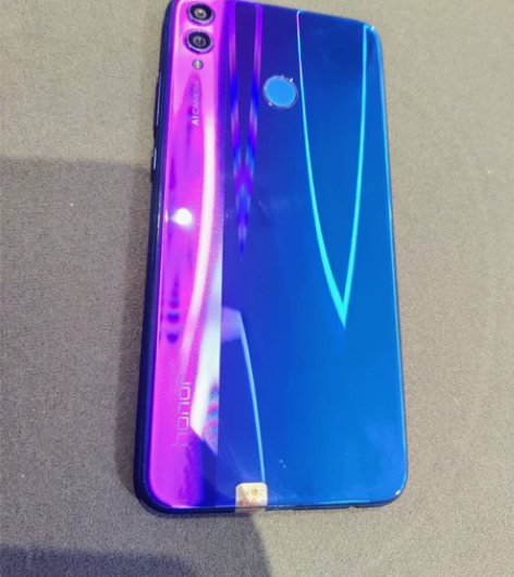 个人闲置机包邮荣耀8x，6+128g二手手...