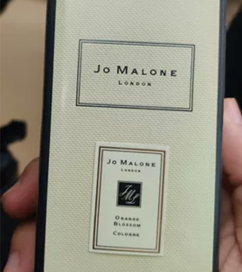 祖马龙蓝风铃30ml，一个去外地的朋友送的...