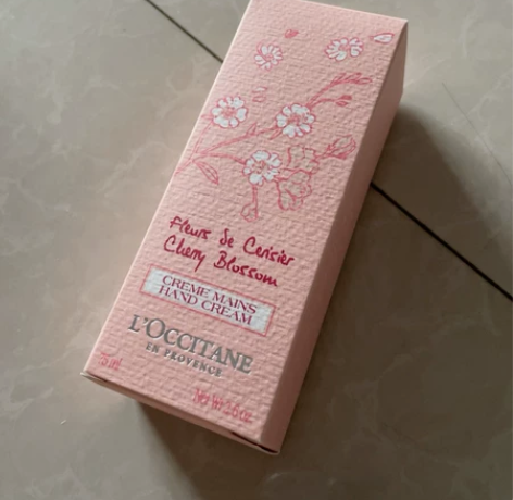 欧舒丹护手霜樱花手霜男女补水保湿滋润手膜不...