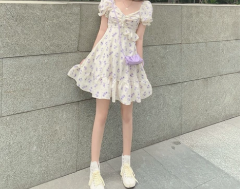 茶歇法式碎花裙女夏小个子泡泡袖初恋裙子甜美...