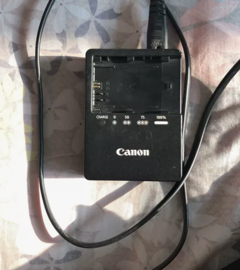 佳能单反相机充电机 适用于80D 5D系列...