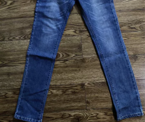 女士高腰牛仔裤,浅蓝色,9成新,32码 感...