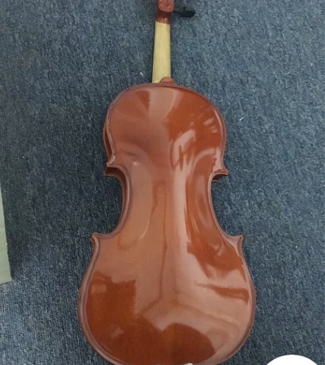 琴行样品低价处理，九成新凤灵4分之4小提琴...