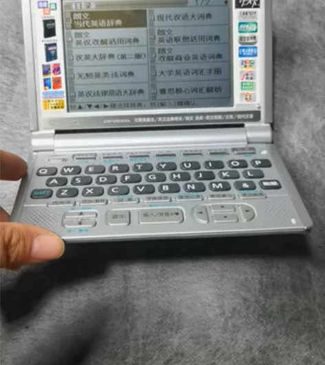 卡西欧EW-V5000L电子辞典 功能正常...