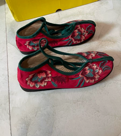 绣花平底单鞋绣花鞋 35码 穿过三次 1【...