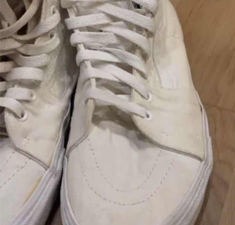 vans高帮鞋，穿过两三次。 感兴趣的话点...