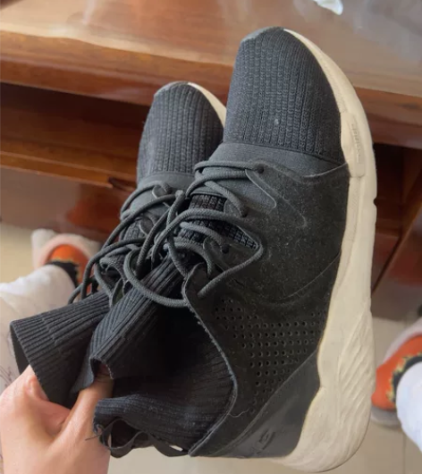 李宁运动鞋 女鞋 感兴趣的话点“我想要”和...