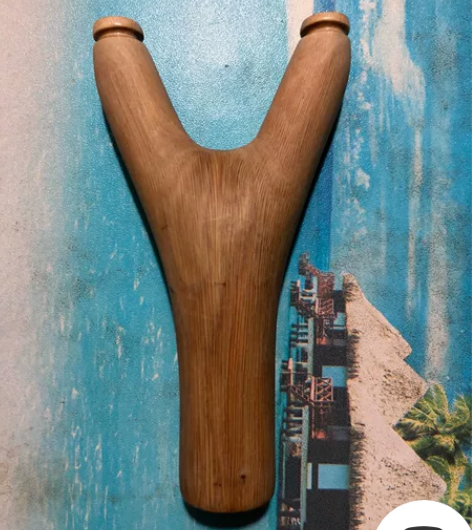 桂花木制作的弹弓有需要可以拍看清楚在拍也可...