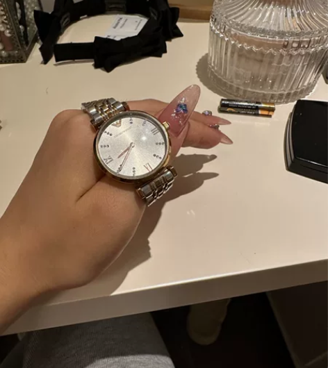 Amani阿玛尼手表  香港海港城买入一直...