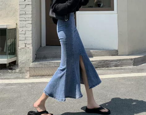 2022春款牛仔鱼尾裙半身裙女夏开叉高腰百...