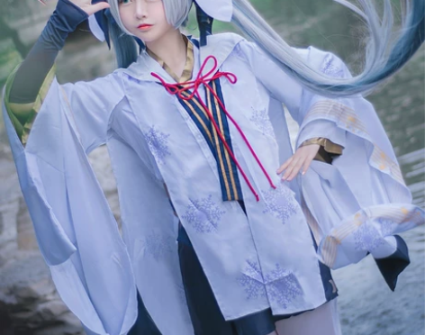 雪初音全套仅试穿 感兴趣的话点“我想要”和...