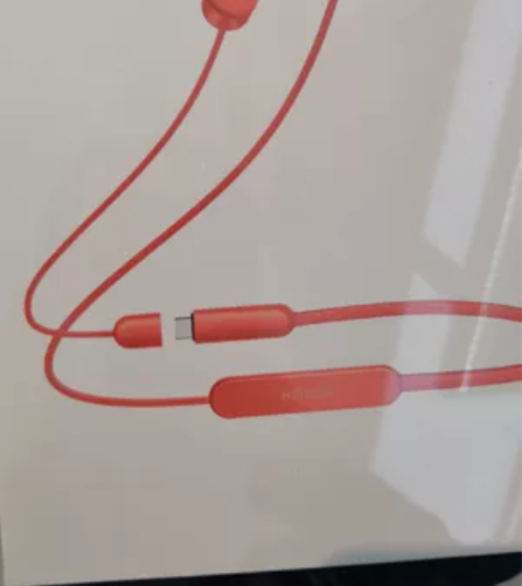 荣耀运动耳机，全新未拆封，低音澎湃，高音通...