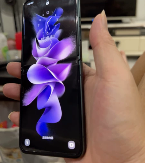 Samsung/三星 Galaxy Z F...