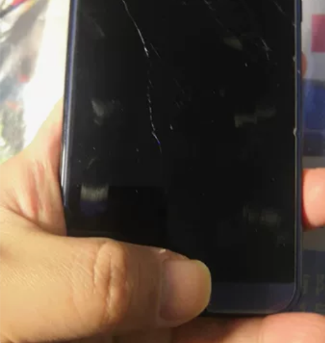 不自动重启的荣耀v10 6+64 成色伊拉...