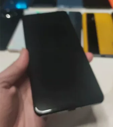 中兴Axon30全面屏手机 换过后盖 功能...