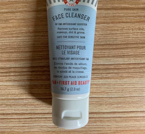 FAB急护美人清洁洁净温和保湿泡沫洗面奶洁...