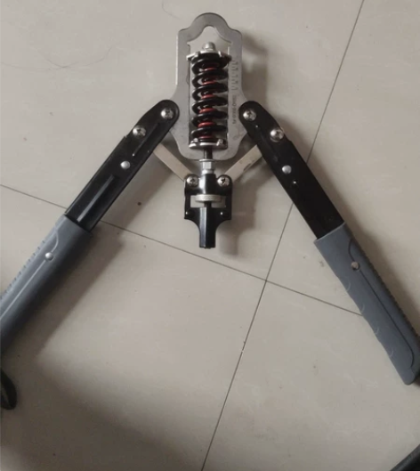 臂力器#搬家好物提前出 感兴趣的话点“我想...