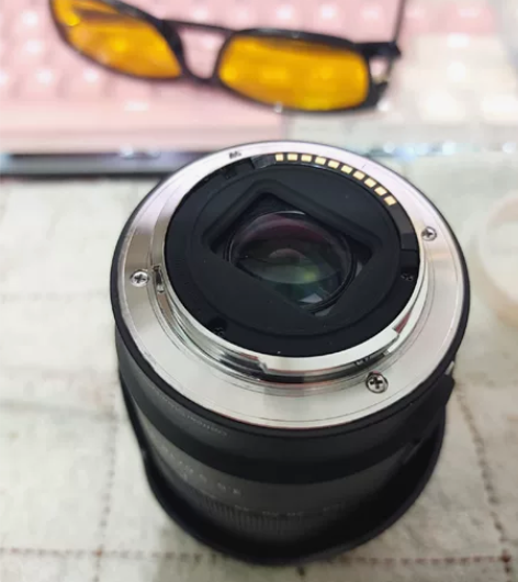 索尼微单镜头e卡口 18-135镜头,成色...